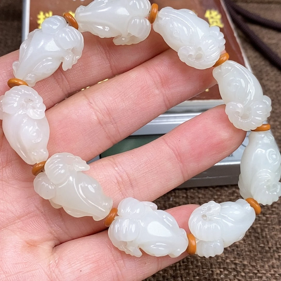 和田玉颈饰未镶嵌老*