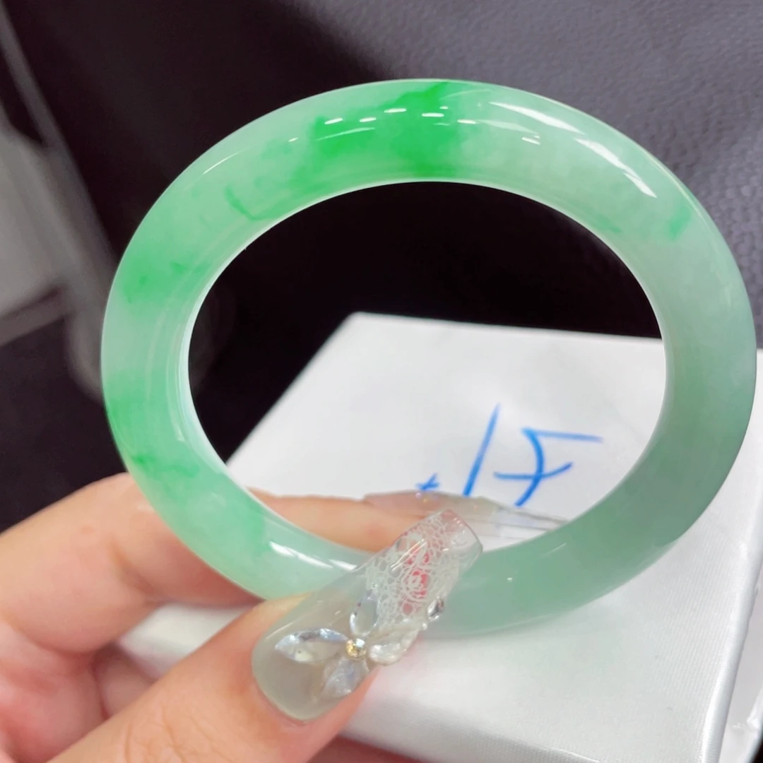 未镶嵌手镯翡翠翡翠