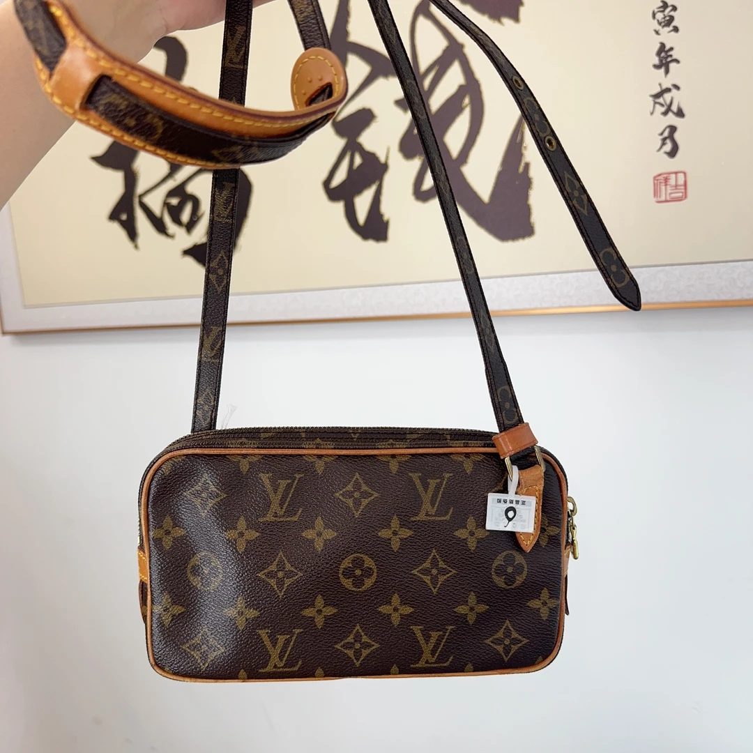 95新 LouisVuitton/路易威登 YL/老花小相机斜挎包