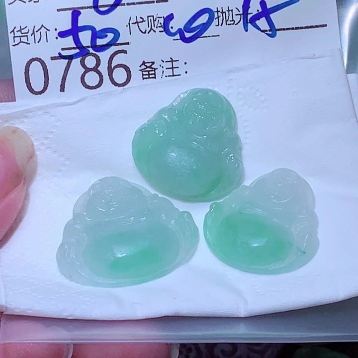 娇***子未镶嵌挂件翡翠hjj