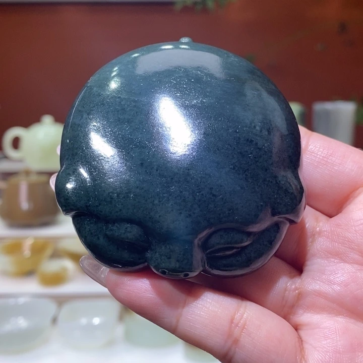 未镶嵌和田玉摆件青玉福猪