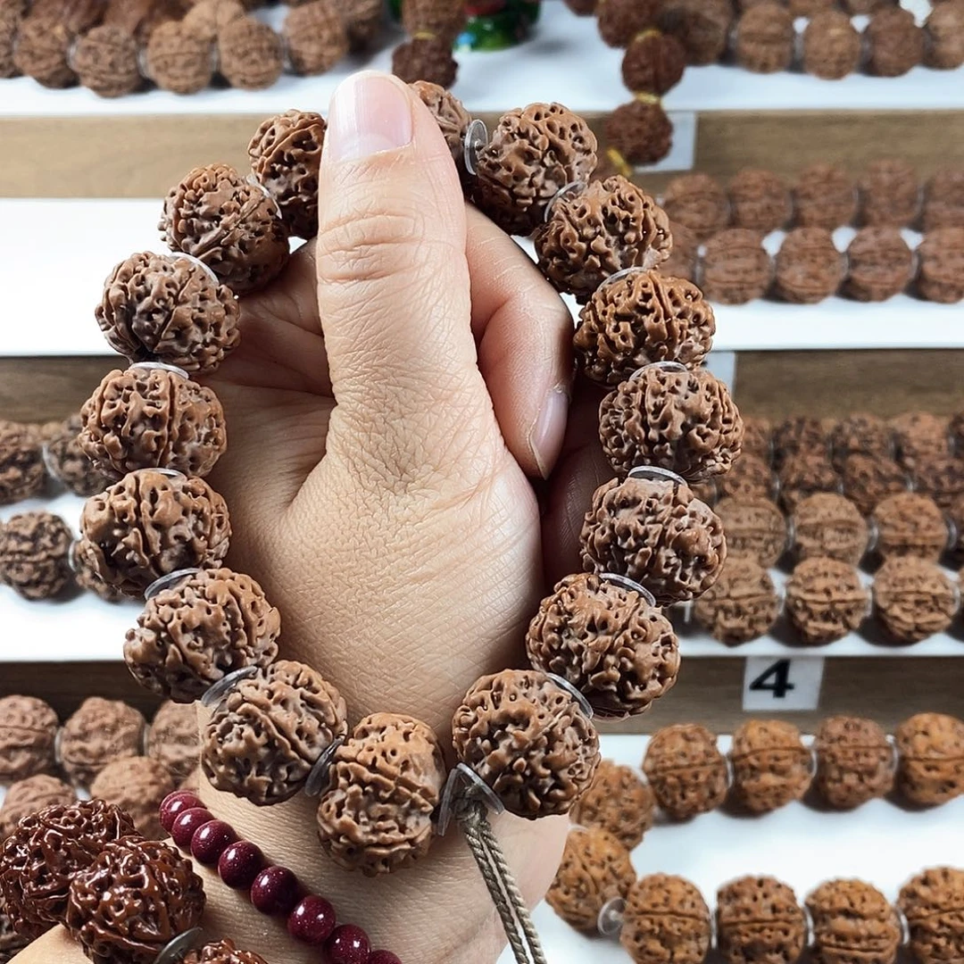 吊坠金刚菩提原生态6瓣纽扣