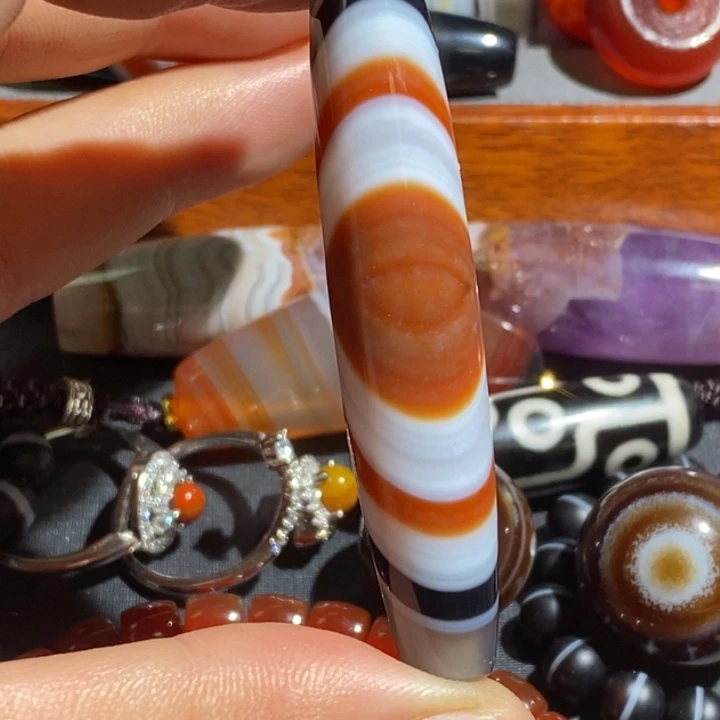 用***2未镶嵌颈饰玛瑙/玉髓