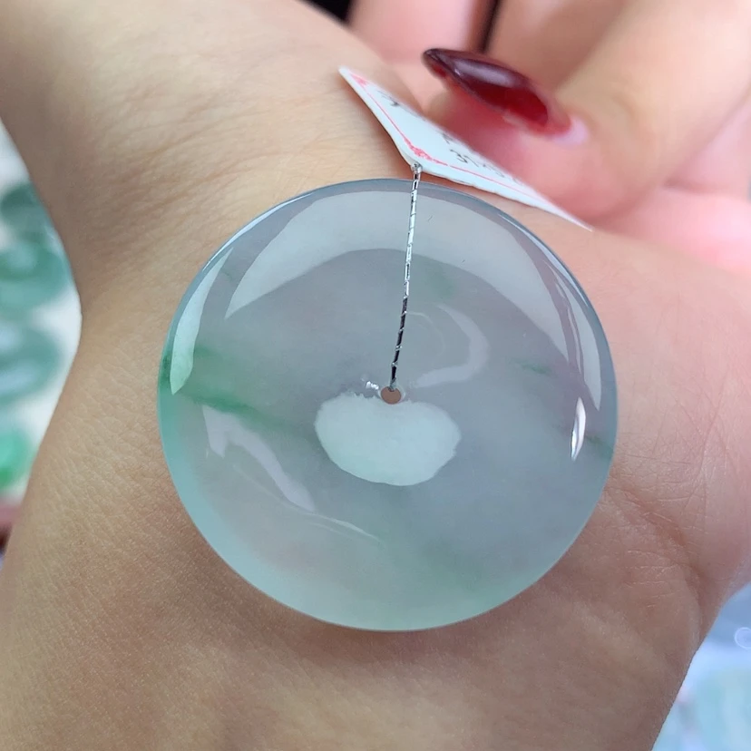 【闪购商品】翡翠吊坠(不含链)未镶嵌