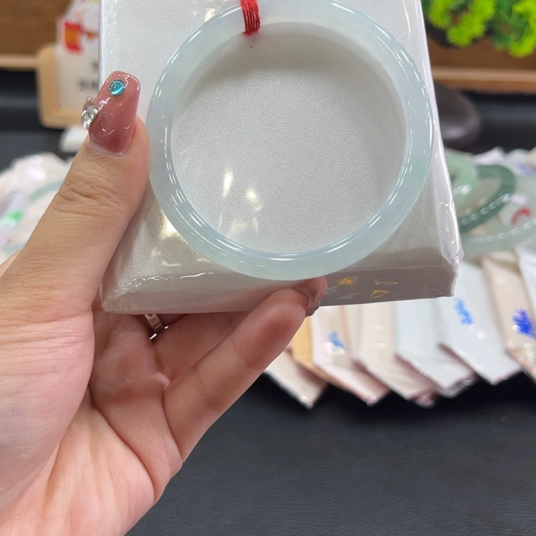 翡翠手镯未镶嵌55细条