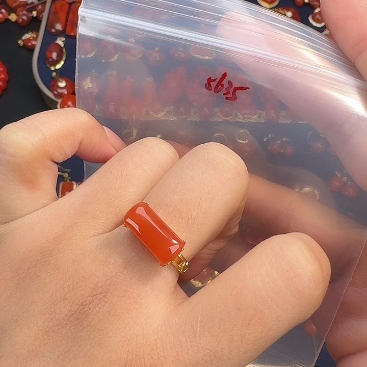 南红玛瑙银S925镶嵌戒指