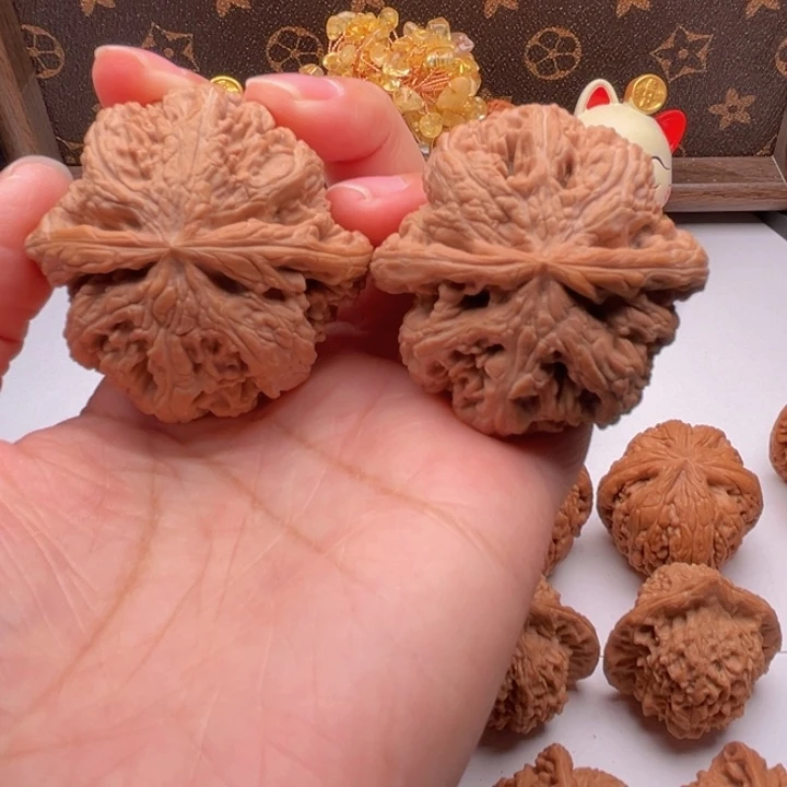 木质类文玩核桃粗筋51