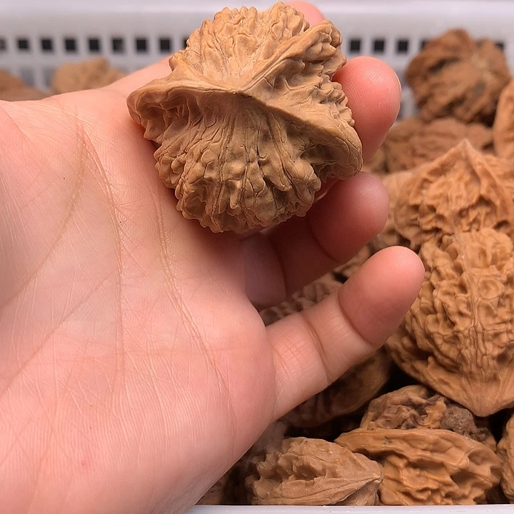 @***盈文玩核桃吊坠文玩核桃