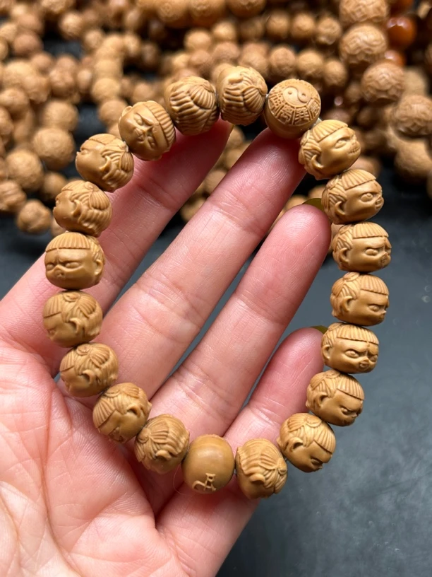 猴头核桃雕刻小哪吒手串手链