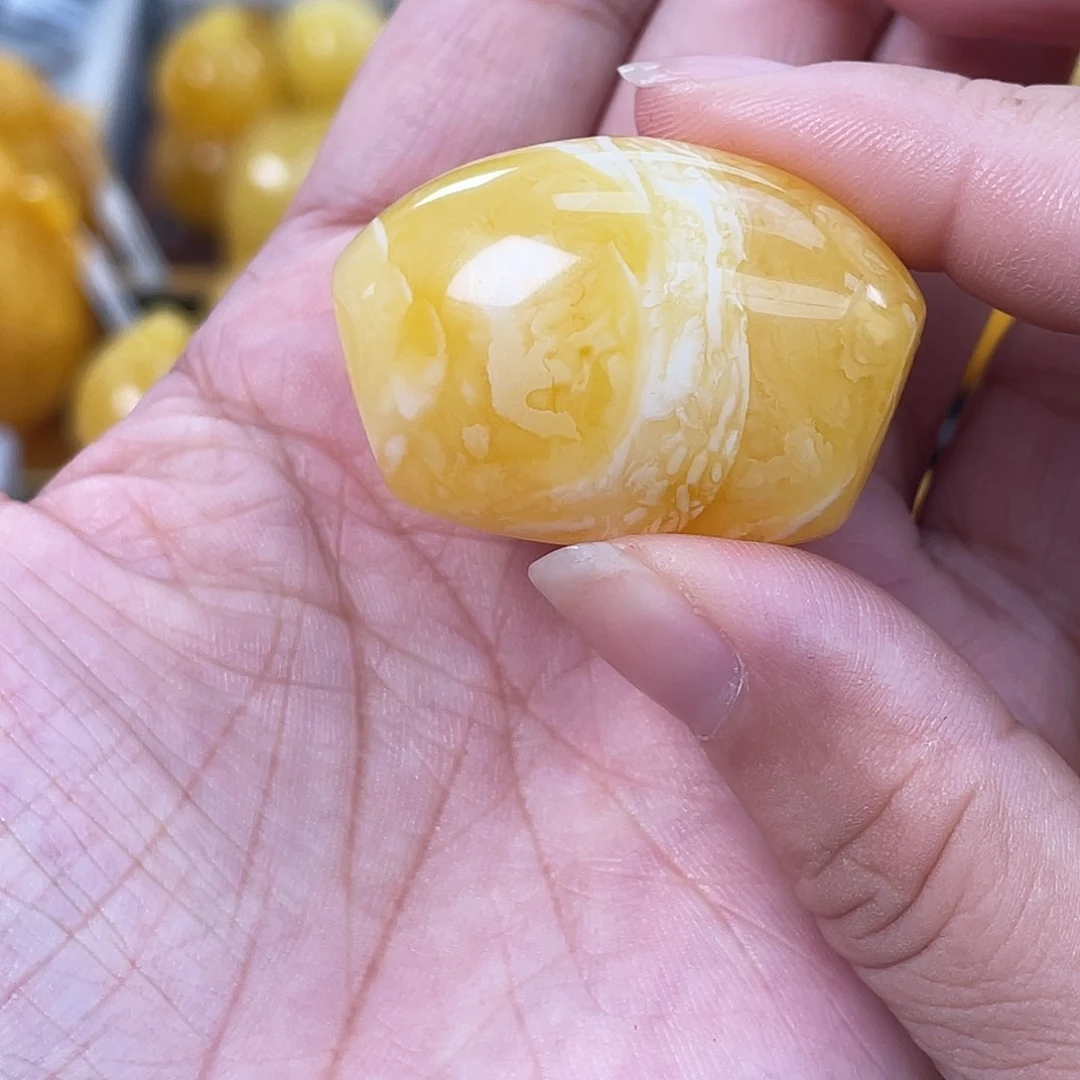 琥珀未镶嵌珠宝奇石h25