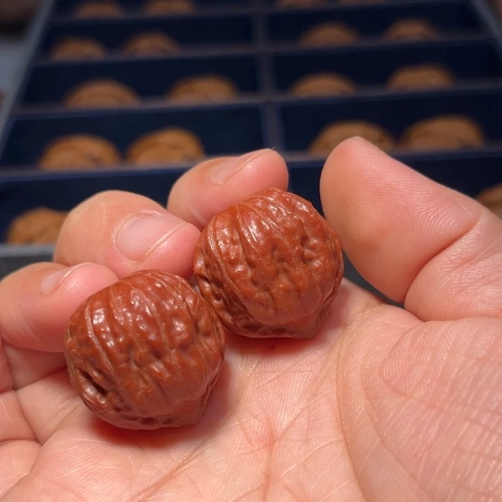 文玩核桃吊坠玉皮6562