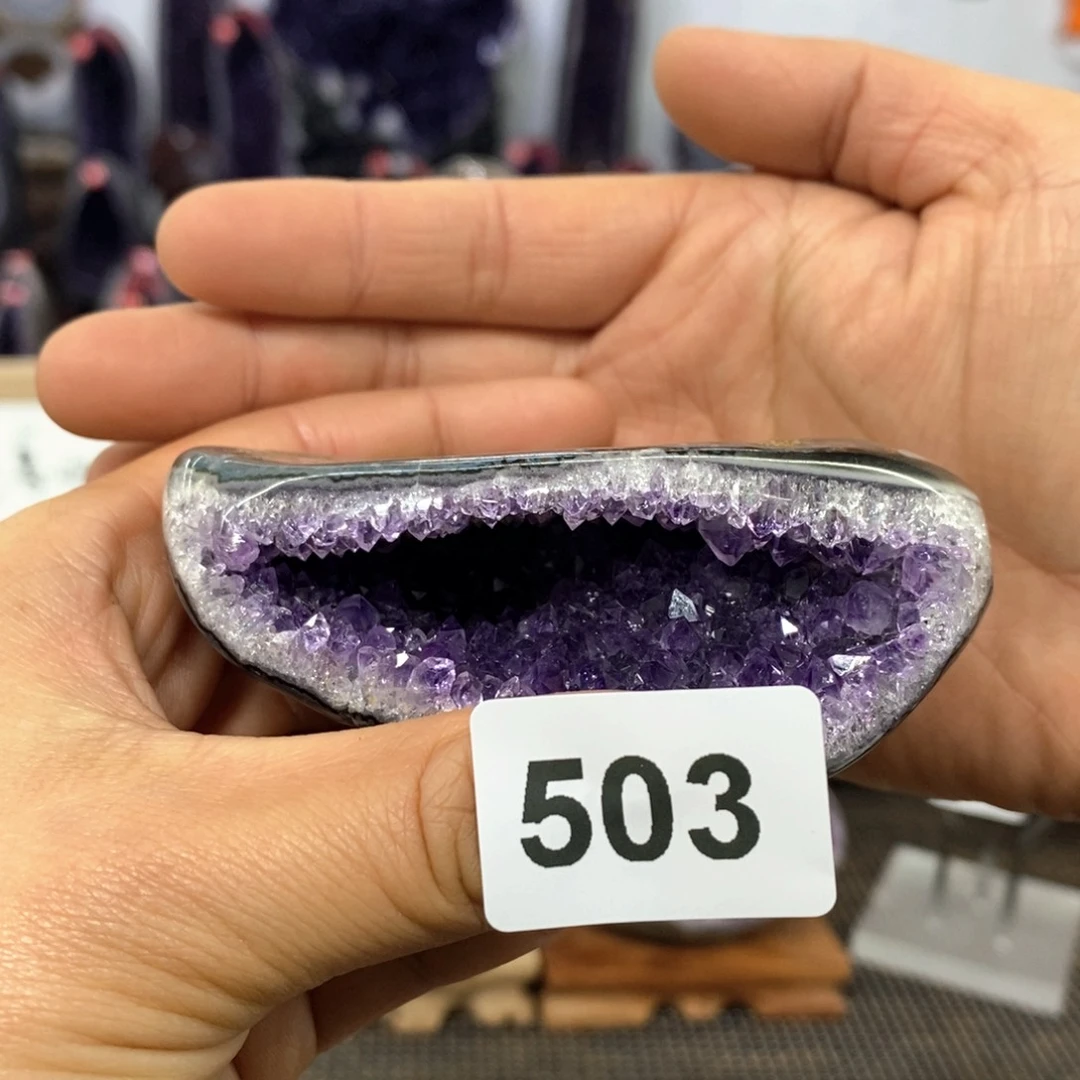 剪***约紫晶大型摆件（非配饰）未镶嵌