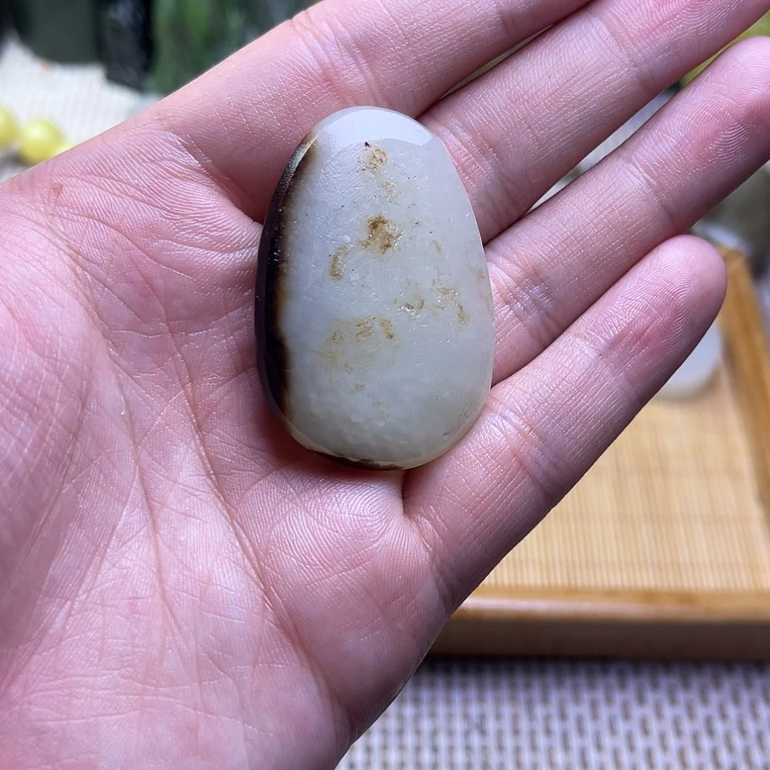 未镶嵌和田玉珠宝半成品