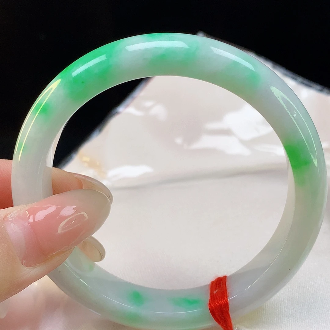 翡翠手镯未镶嵌雪*寻天然翡翠1010