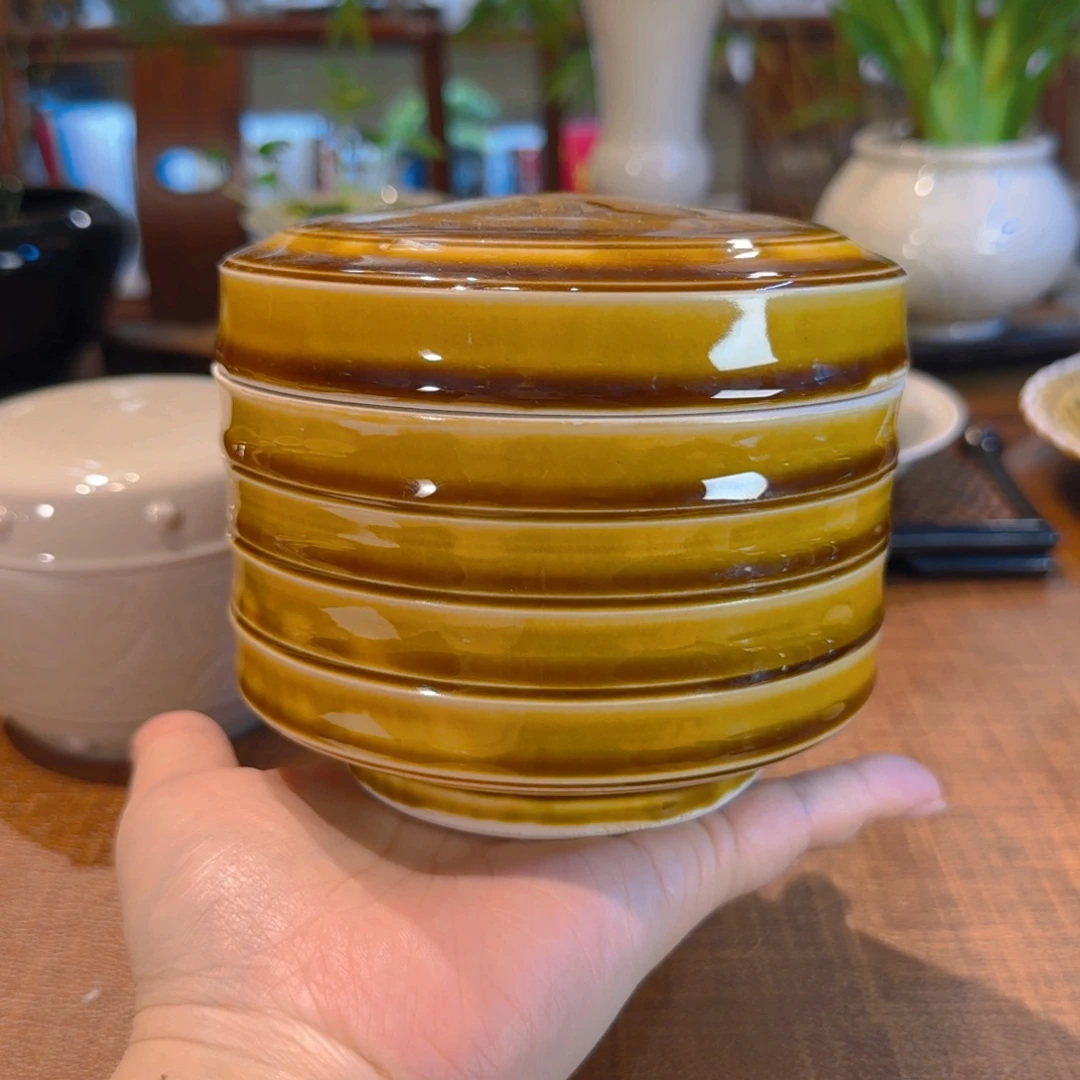 孤品仿古黄定盖罐 唐黄釉 口13高11