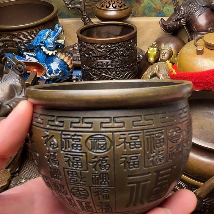 精美铜器批发档口