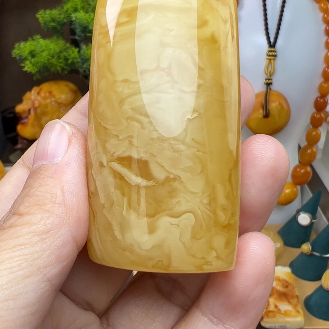 蜜蜡吊坠(不含链)未镶嵌