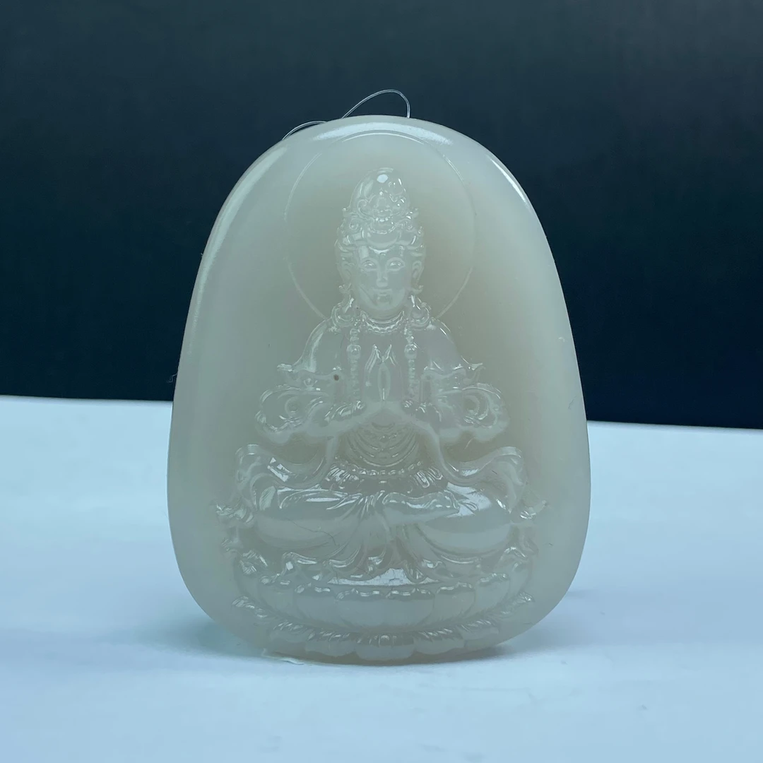 AK5042 和田玉禅心太和观音牌