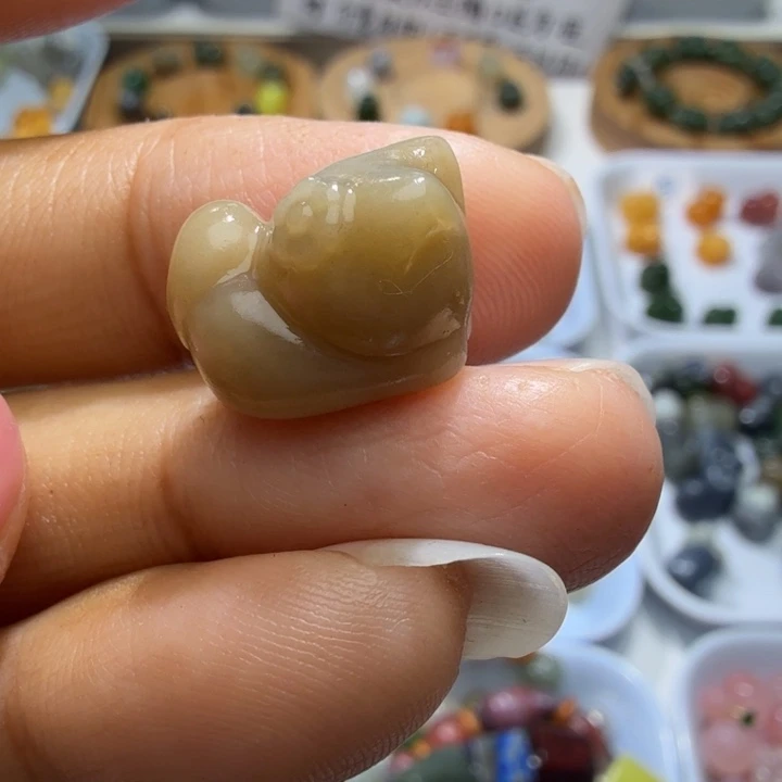 和田玉未镶嵌珠宝奇石