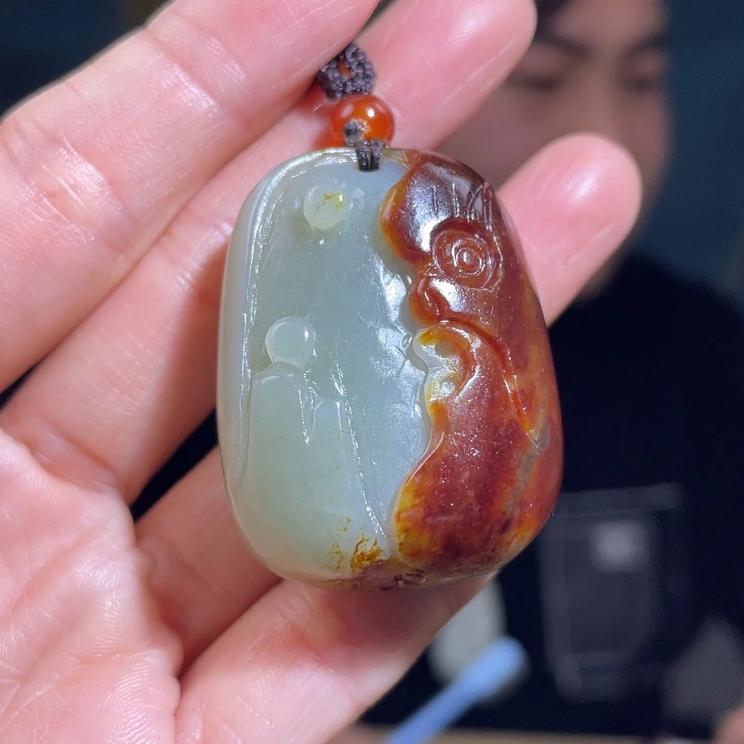 和田玉颈饰未镶嵌