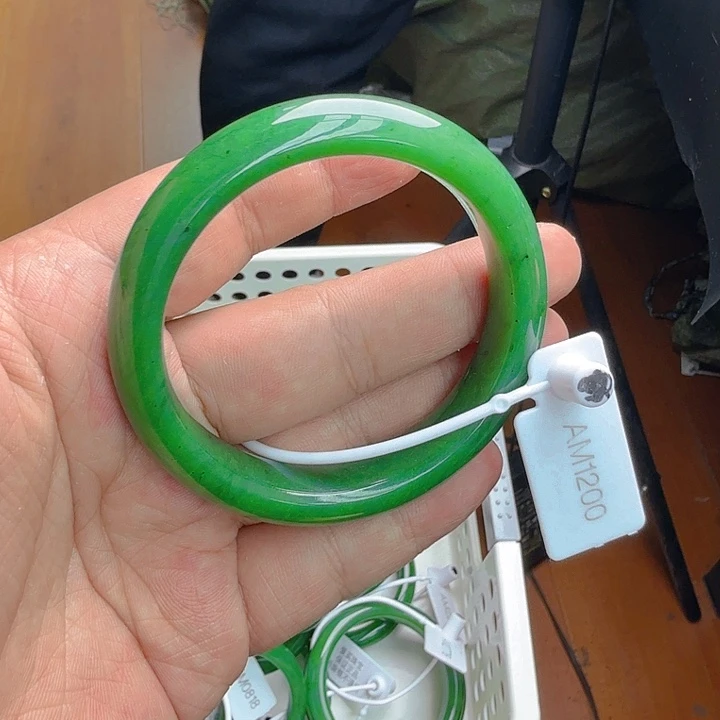 和田玉（碧玉）手镯未镶嵌56