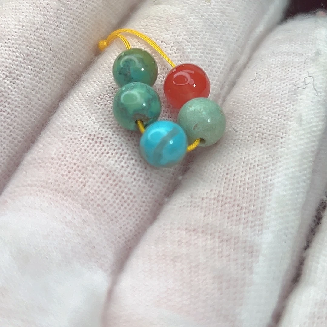 南红玛瑙未镶嵌珠宝奇石