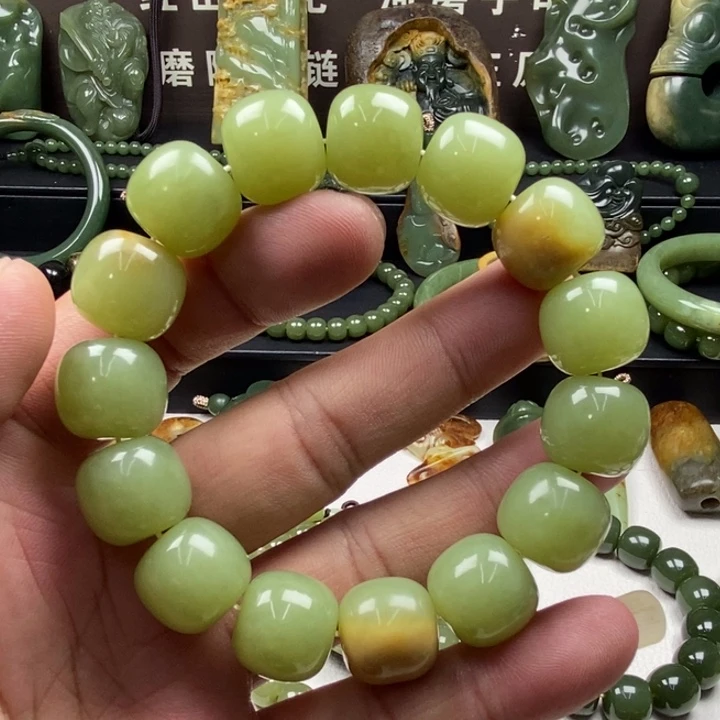 手链未镶嵌岫岩河磨玉（透闪石质玉）