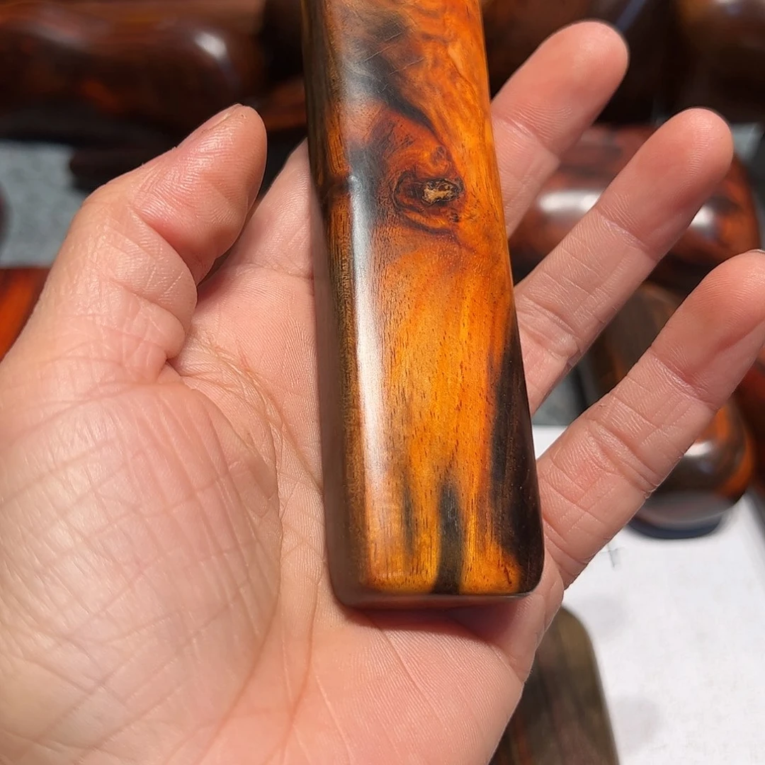 交趾黄檀（大红酸枝）秋*秋