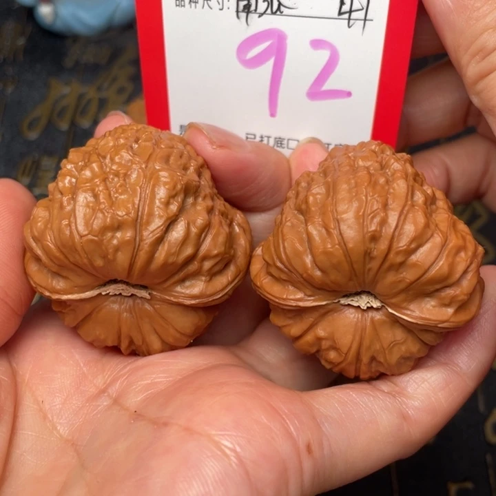 吊坠桃核文玩的好