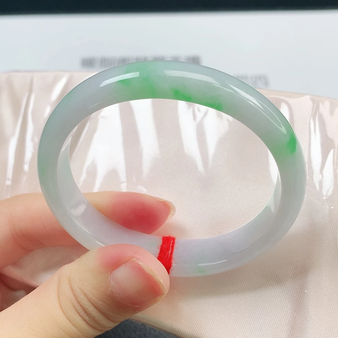 翡翠未镶嵌手镯1600