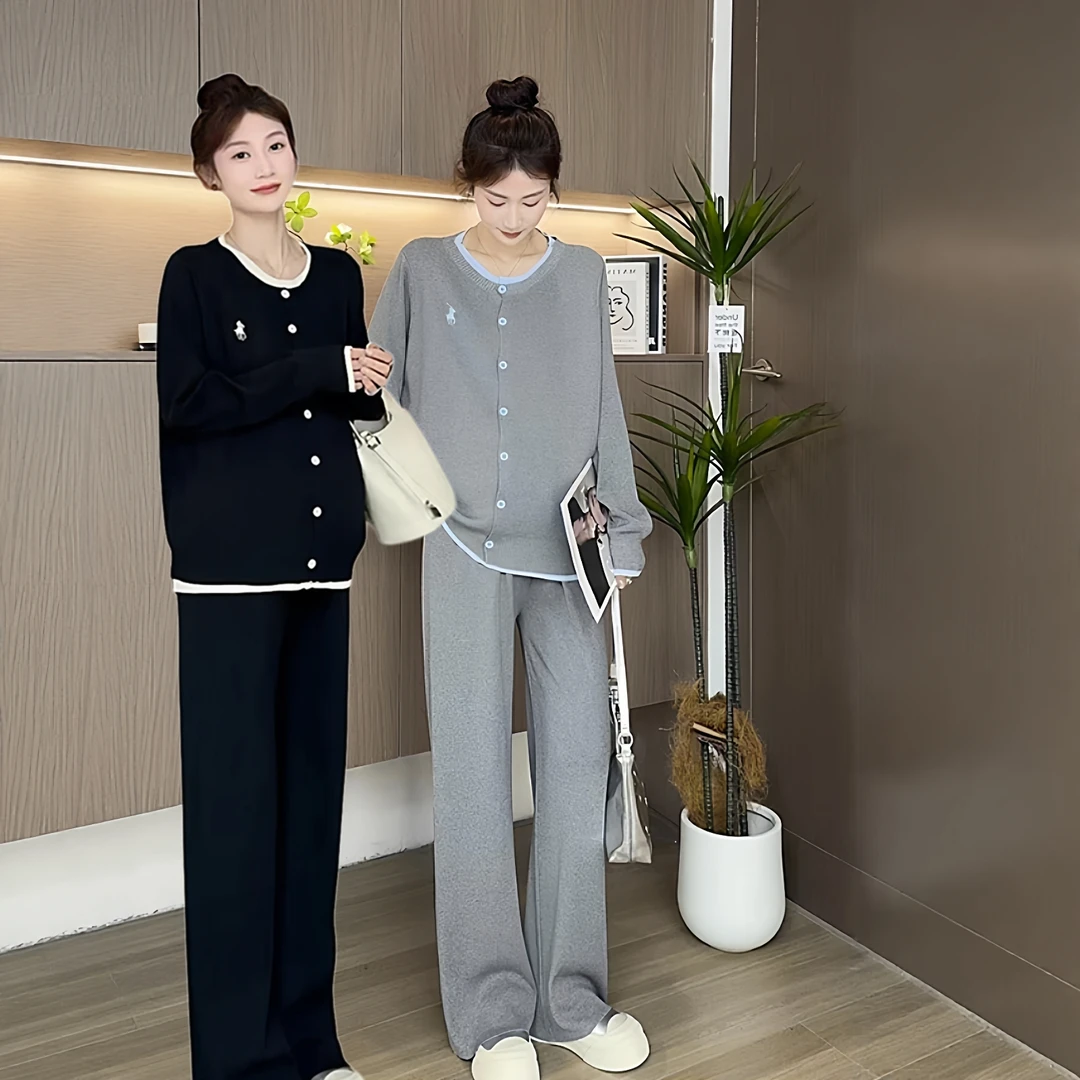 孕妇2025春秋新款韩版时髦洋气遮肚不显怀刺绣针织上衣裤子套装