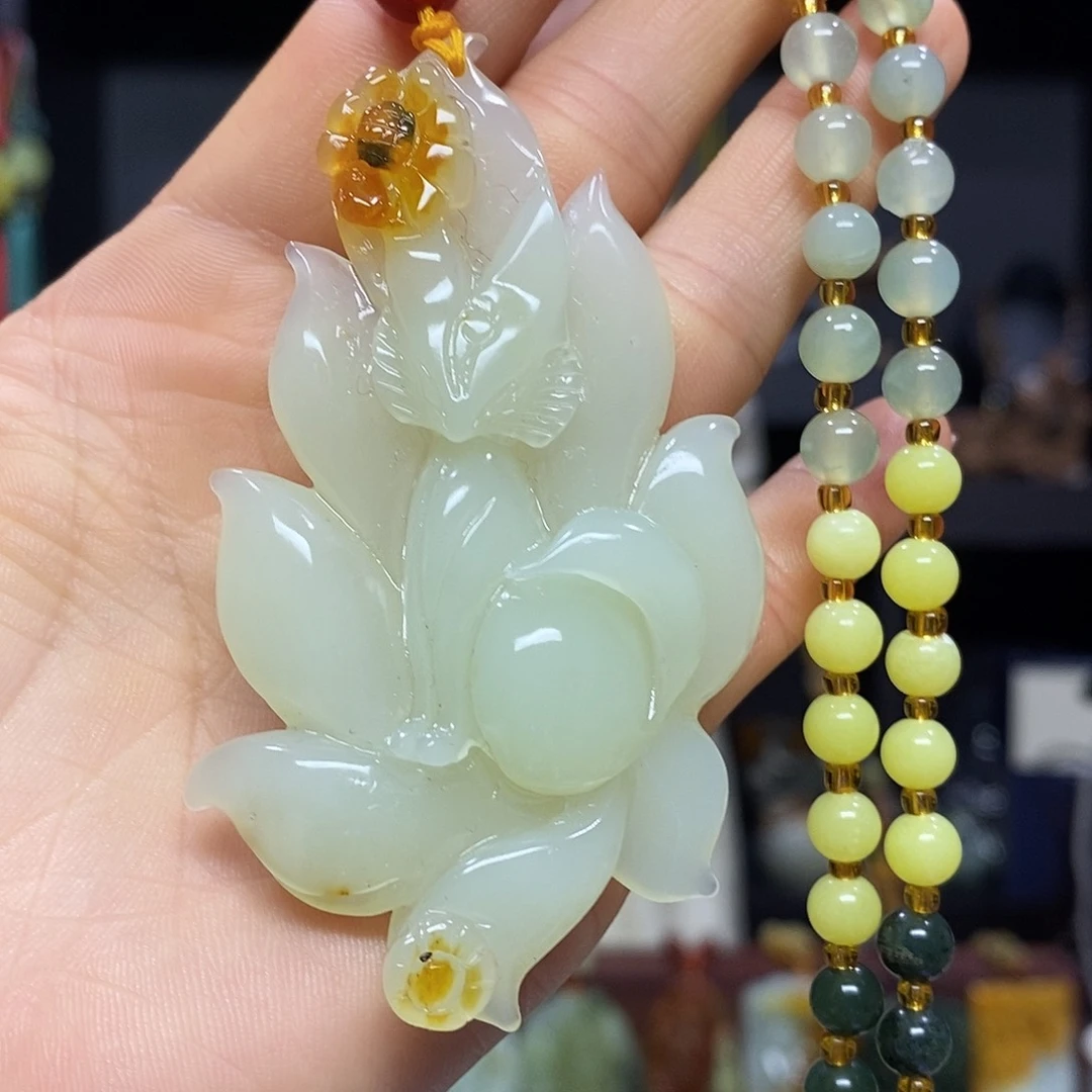 岫玉未镶嵌挂件吊坠