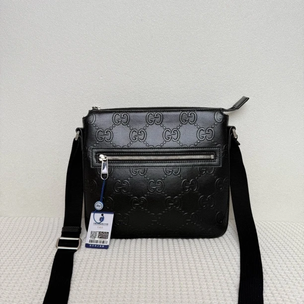 99新 GUCCI/古驰 5890/经典百搭黑色全皮压纹小号单肩包