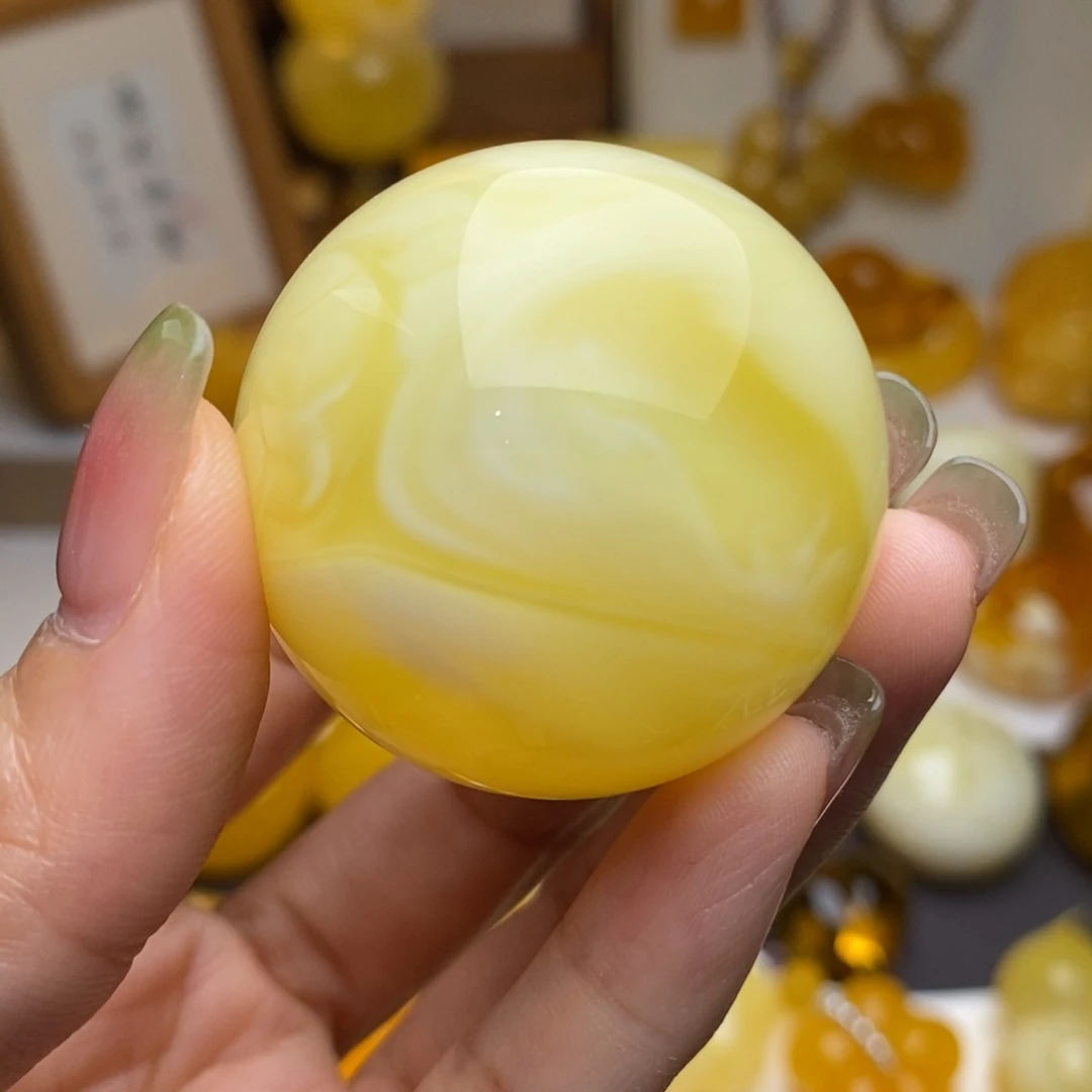 未镶嵌颈饰蜜蜡锦*丶，