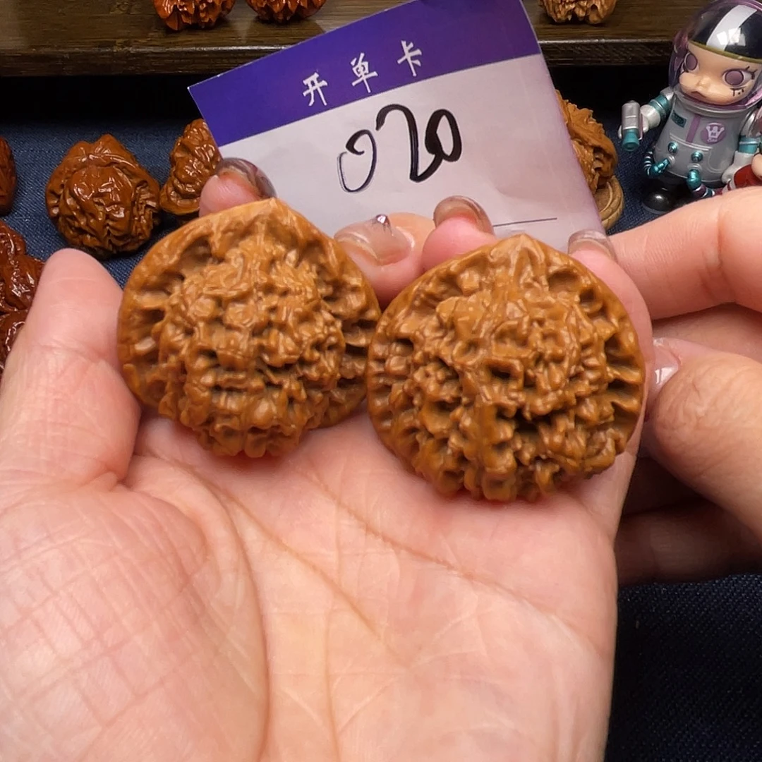 文玩核桃吊坠官帽39