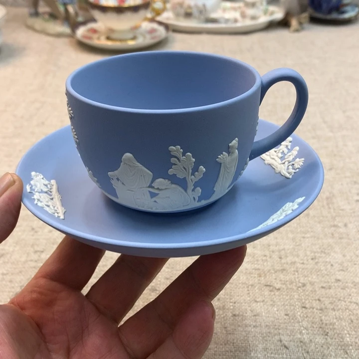 金瓷阁家的美丽瓷器