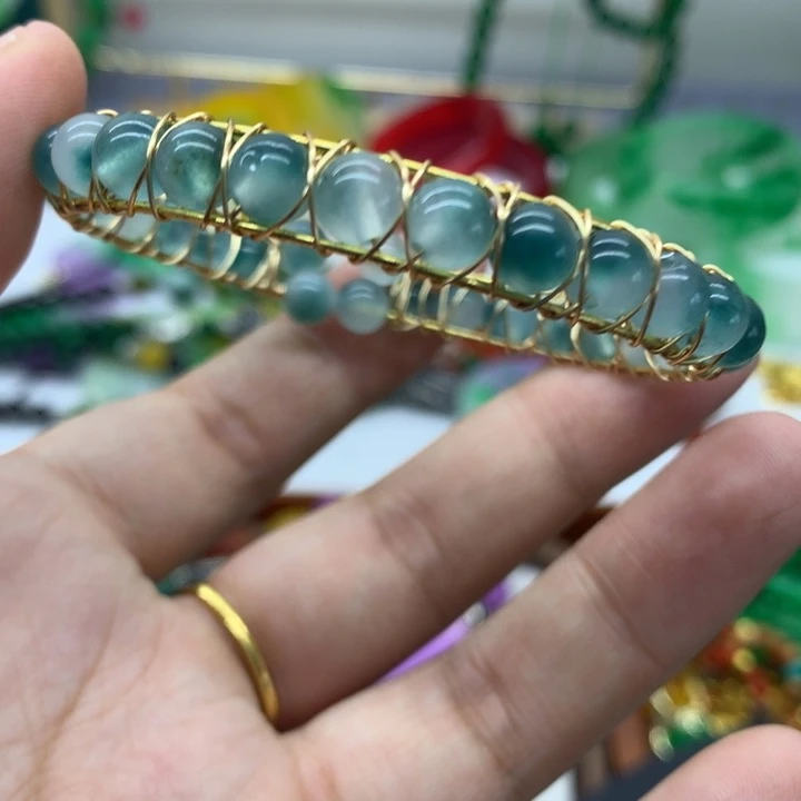 颈饰未镶嵌翡翠吊坠