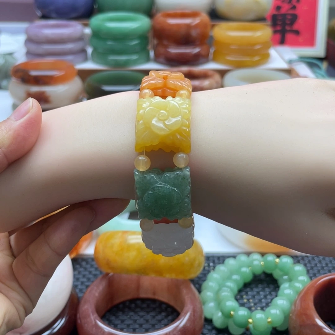 石英岩玉未镶嵌手镯