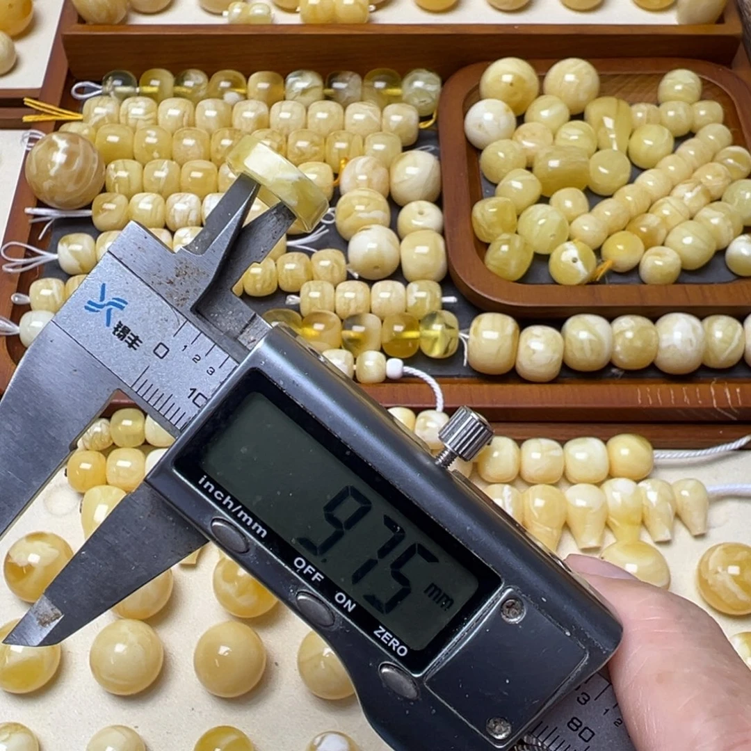 琥珀未镶嵌裸石琥珀蜜蜡