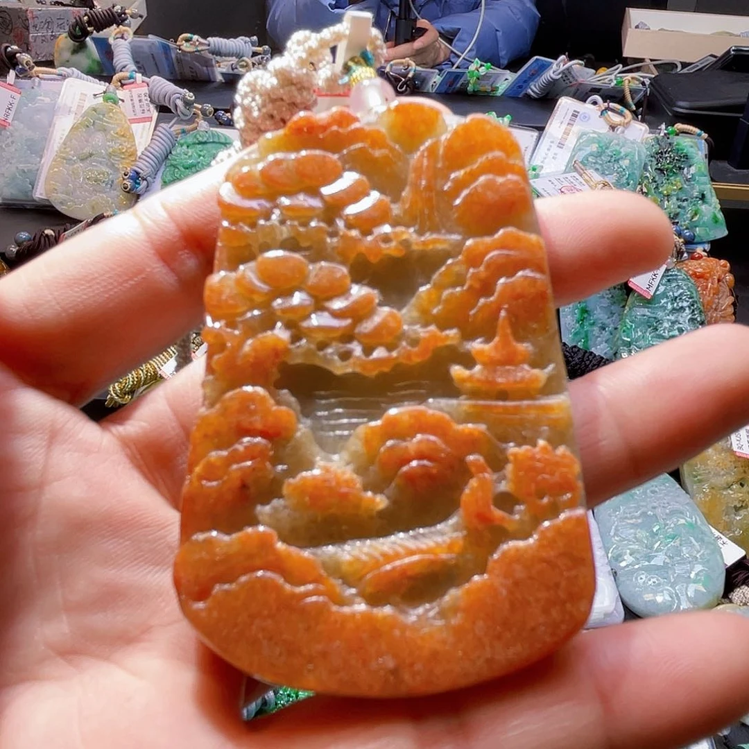 颈饰未镶嵌翡翠一