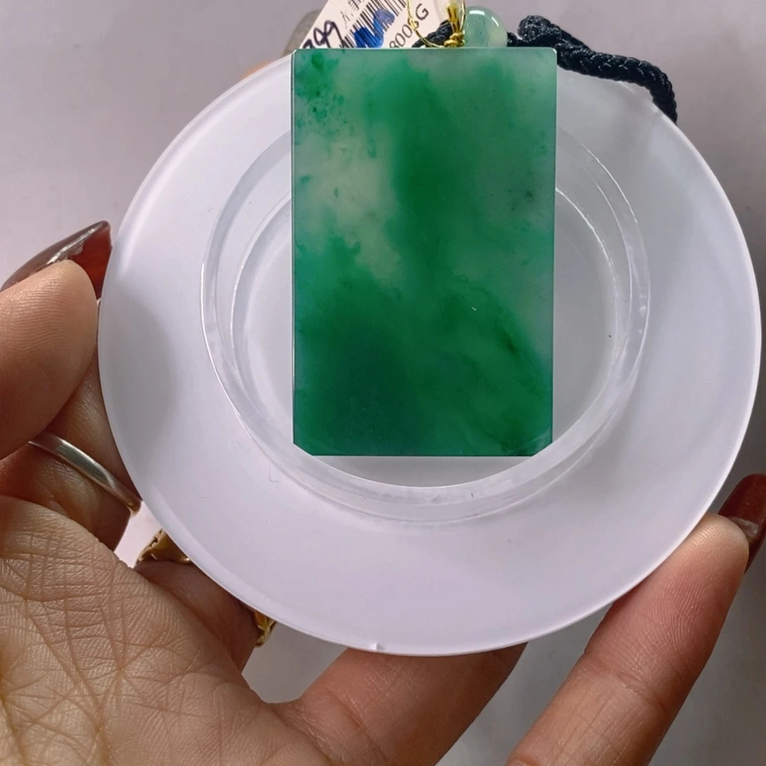 石英质玉未镶嵌颈饰