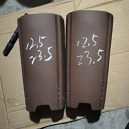 紫砂四方签筒两个