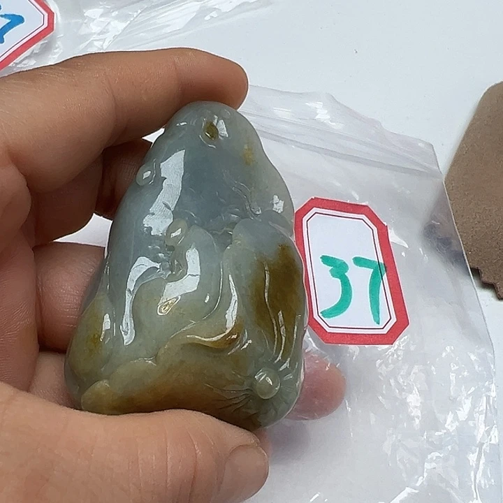 翡翠未镶嵌吊坠(不含链)3**C