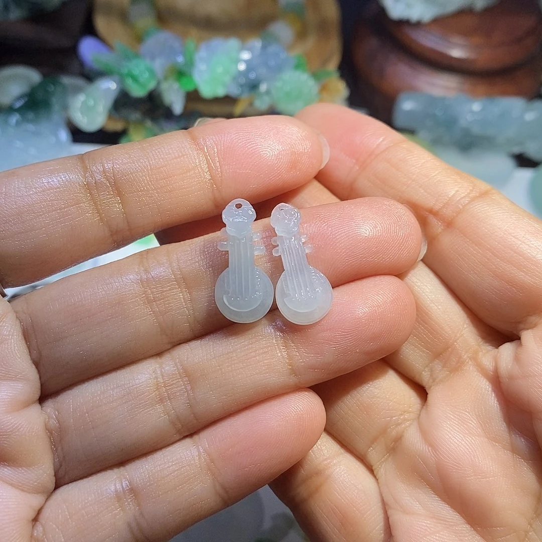 定制翡翠未镶嵌知音