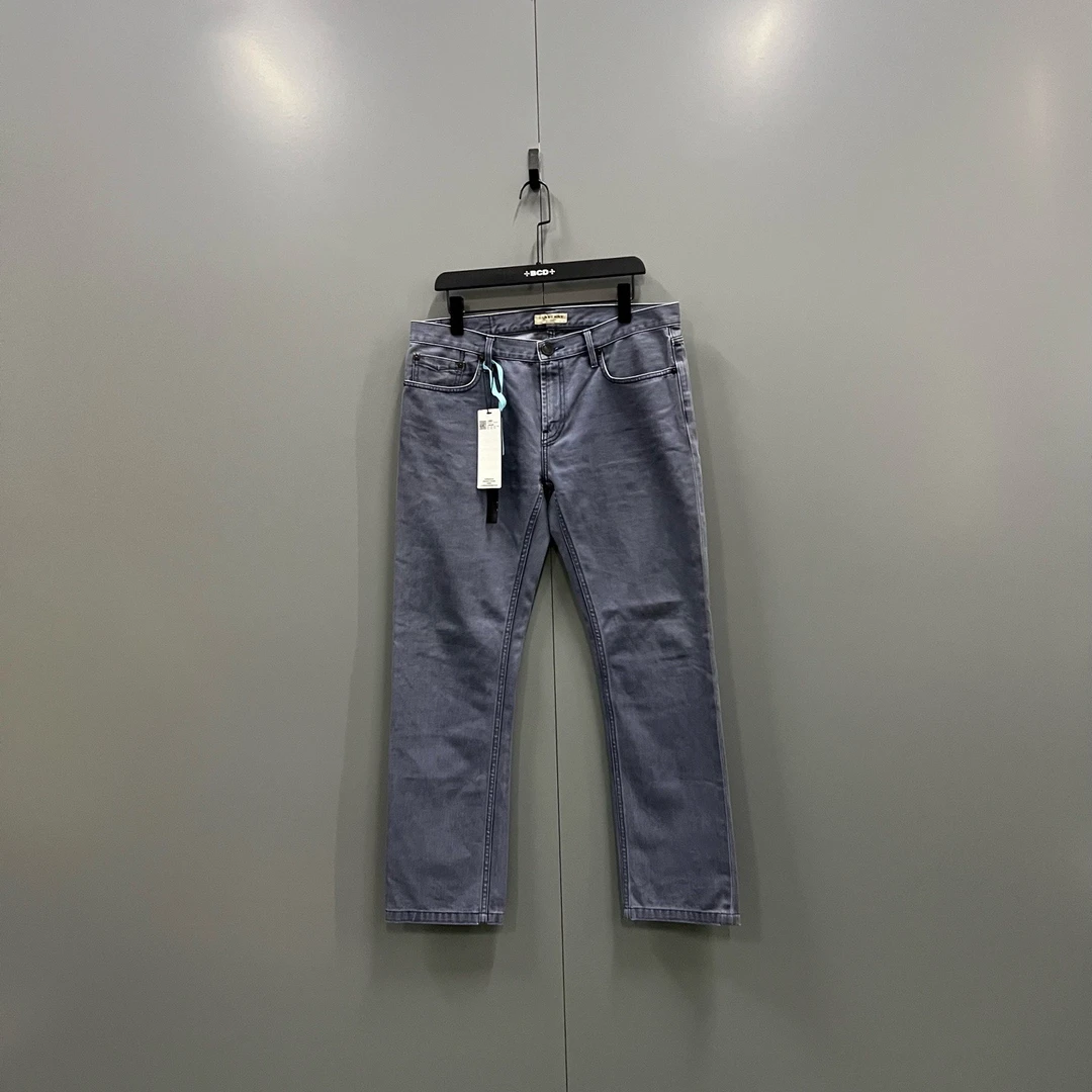 未使用 BURBERRY/博柏利 (ll) 水洗蓝色牛仔长裤 33码206780