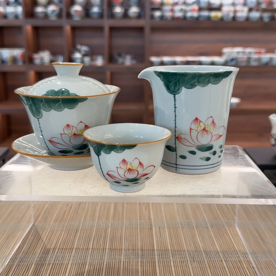 釉下手绘茶具微瑕