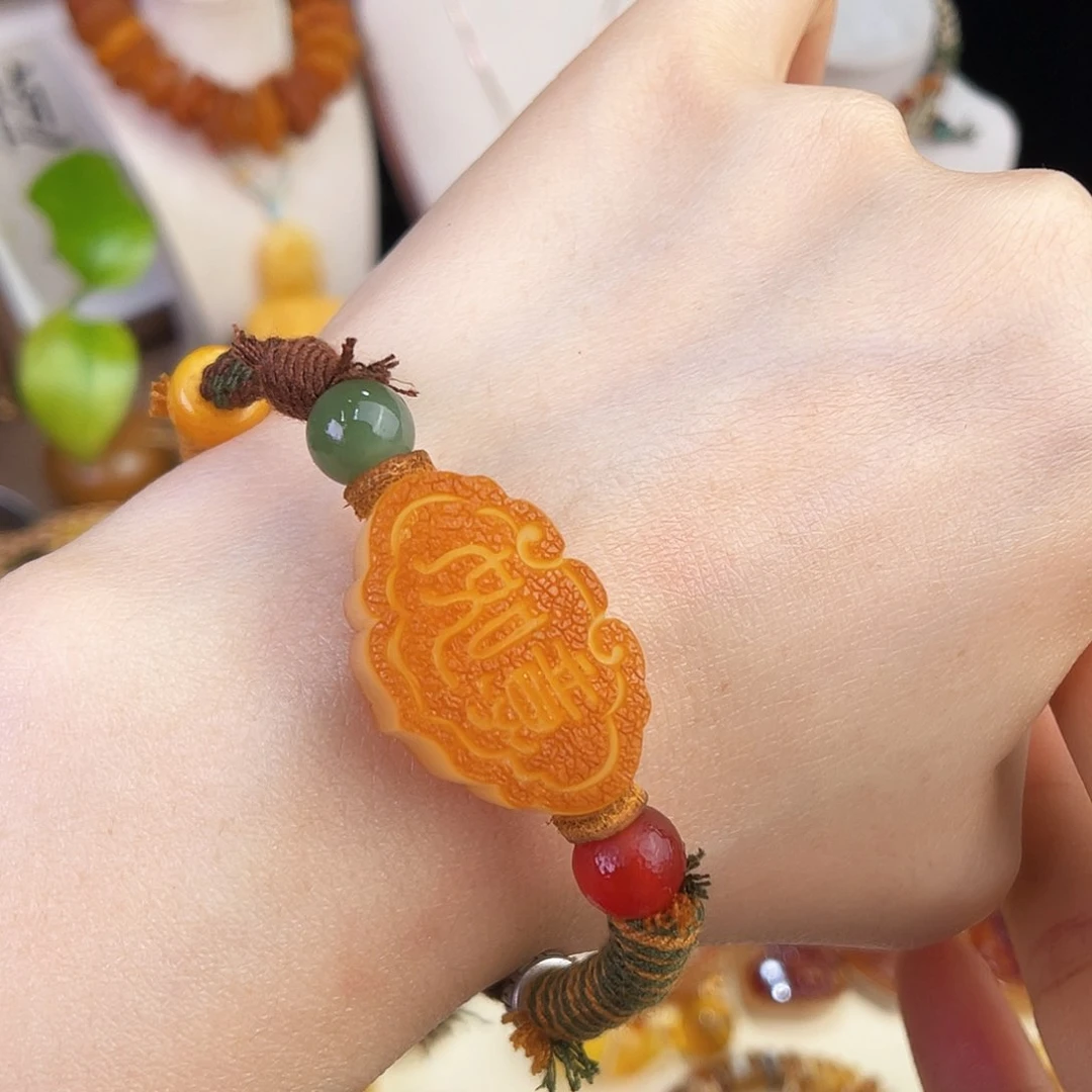 未镶嵌琥珀珠宝奇石