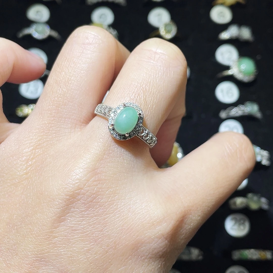 翡翠未镶嵌戒指戒指