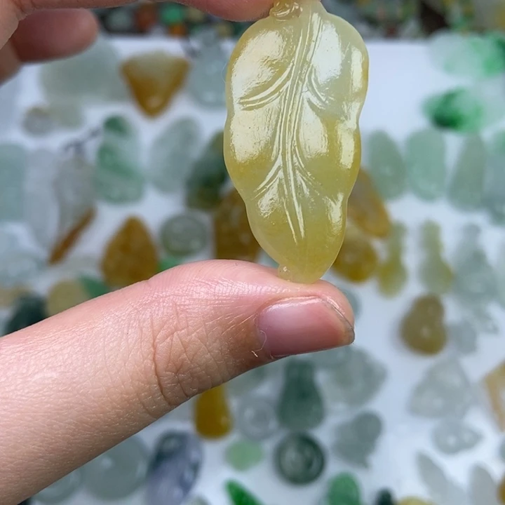 定制翡翠未镶嵌叶子