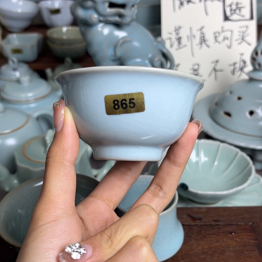 摆件江*865哈哈哈哈哈哈哈